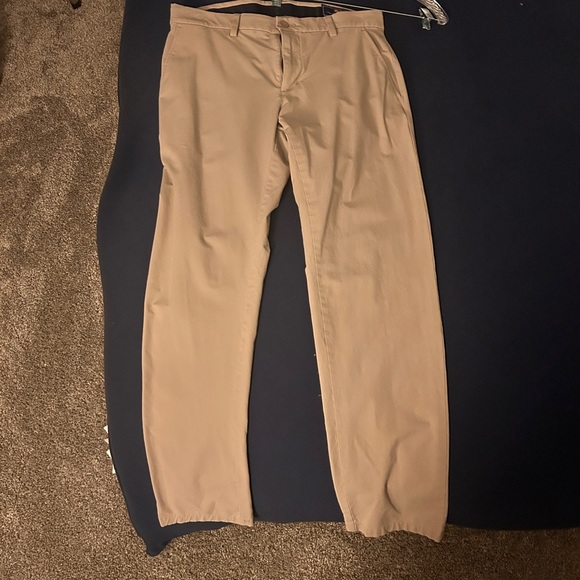 Vineyard Vines Other - Vineyard Vines Men's Tan Performance Pants 32x32